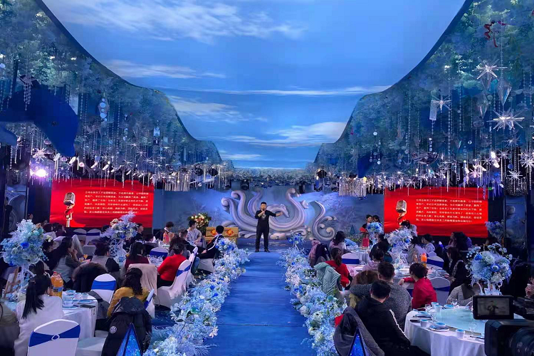 优佳佳通讯有限公司2020年表彰以及2021年新年晚会圆满落幕(图6) 优佳佳通讯有限公司2020年表彰以及2021年新年晚会圆满落幕(图6)