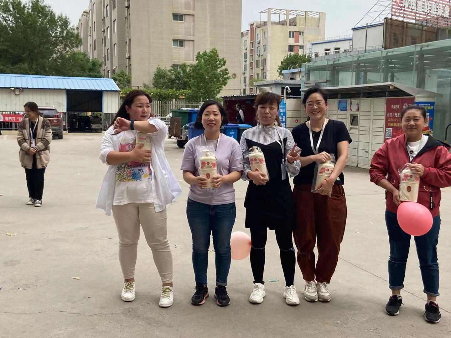 热烈庆祝优佳佳第一届对抗赛圆满结束(图3) 热烈庆祝优佳佳第一届对抗赛圆满结束(图3)